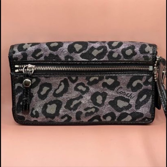 Black and Silver Cheetah print Coach Wristlet - Picture 3 of 3